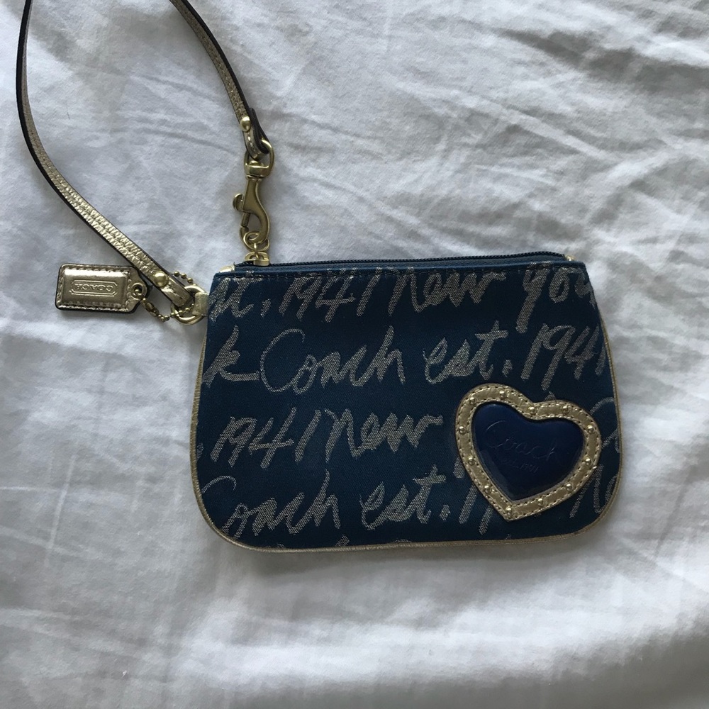 Coach wristlet wallet
